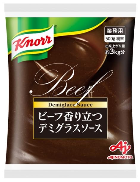 じっくり時間をかけて煮込んだ牛スジ肉の熟成した深い味わいに、ソテーした野菜の香ばしさが彩りを添えるデミグラスソースです。・素材の自然な風味が活きたベースタイプなので、お店ならではの味付けに調整できます。・水1Lを鍋に入れ、中身200gを入れ、焦げないようにかき混ぜながら、とろみがつくまで加熱して完成です。・お好みで、生クリーム、バター、粉チーズ、コンソメ、塩コショウなど加えて味を調整ください。商品紹介 じっくり時間をかけて煮込んだ牛スジ肉の熟成した深い味わいに、ソテーした野菜の香ばしさが彩りを添えるデミグラスソースです。 素材の自然な風味が活きたベースタイプなので、お店ならではの味付けに調整できます。 原材料・成分 デキストリン(国内製造)、小麦粉、ビーフエキス調味料、ゼラチン、たん白加水分解物、食用加工油脂、砂糖、粉末しょうゆ、酵母エキス調味料、動物油脂、フライドキャベツパウダー、果糖、ポークエキス、ローストオニオンパウダー、酵母エキス発酵調味料、オニオンエキス調味料、食塩、食物繊維、野菜エキス調味料、酵母エキス、ミルポアパウダー、ガーリックパウダー、バターソテーオニオンパウダー、香辛料、食用なたね油/増粘剤(加工デンプン)、調味料(アミノ酸等)、カラメル色素、セルロース、酸味料、(一部に小麦・乳成分・牛肉・大豆・鶏肉・豚肉・りんご・ゼラチンを含む) 使用方法 水1Lを鍋に入れ、中身200gを入れ、焦げないようにかき混ぜながら、とろみがつくまで加熱して完成です。