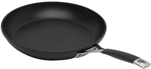 ル・クルーゼ(Le Creuset) TNS シャロー フライパン 22cm ガス IH オーブン 対応 シリコンハンドル【日本販売品】