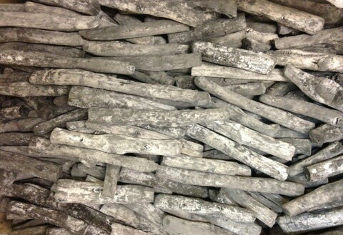 ラオス備長炭 15kg 切細丸M (長さ約10-20cm太さ約1-2cm) 【11000円以上ご購入で送料無料】通販格安セール情報 楽天 通販