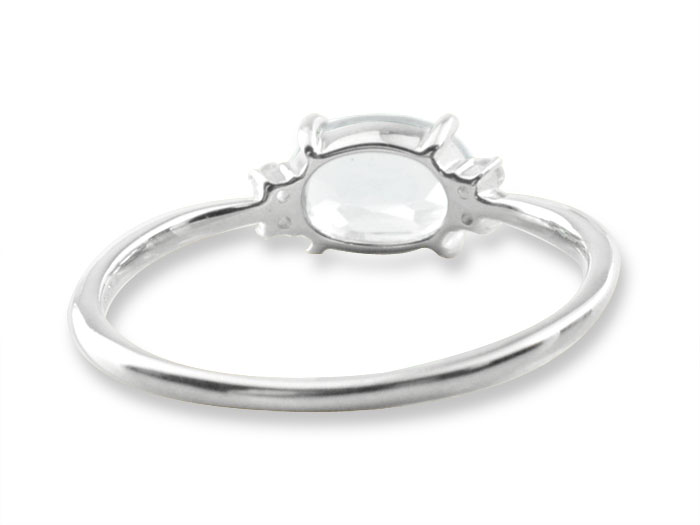 ブルームーン オーバル ダイヤモンド リング 指輪 プラチナ ピンキーリング 大粒 クラシカル プラチナ900 pt900 華奢 レディース アンティーク 6月 誕生石 天然石 カラー かわいい 重ねづけ バレンタイン ホワイトデー