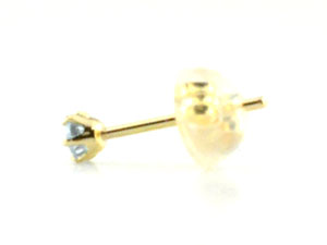 シエロブルーのk18 ピアス アクアマリン イエローゴールドk18 レディース スタッドピアス 18k 18金 一粒ジュエル プチピアス 3月の誕生石 天然石 納期1週間｜アングル2
