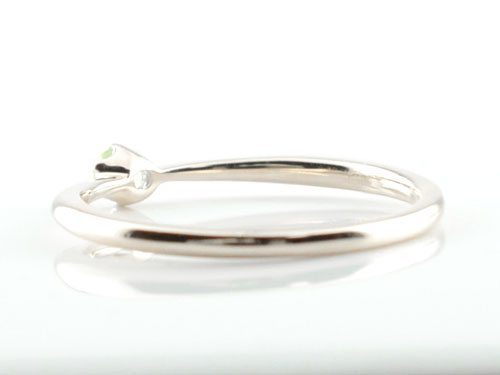 シエロブルーの【10％OFFクーポン配布中】 k18 リング ペリドット 一粒 ホワイトゴールド 18k ゴールド 指輪 18金 天然石 誕生石 ピンキーリング レディース 8月誕生石｜アングル2