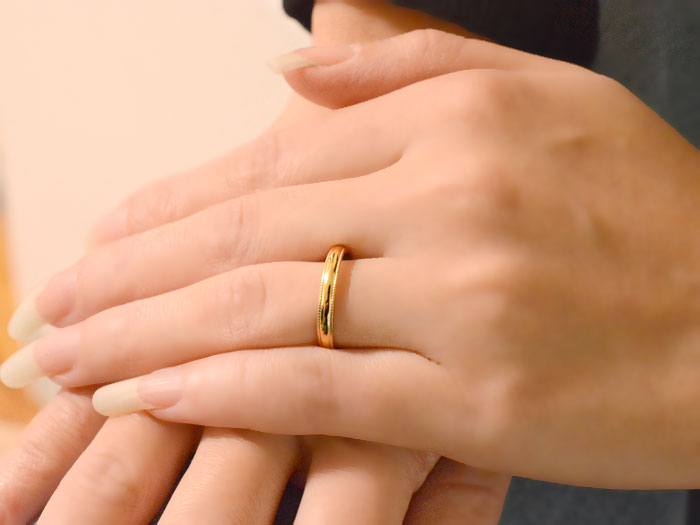10金 ペアリング 指輪 イエローゴールド ミル打ち シンプル k10 10k ゴールド ストレート 地金リング 結婚指輪 エンゲージリング レディース メンズ ハンドメイド 2