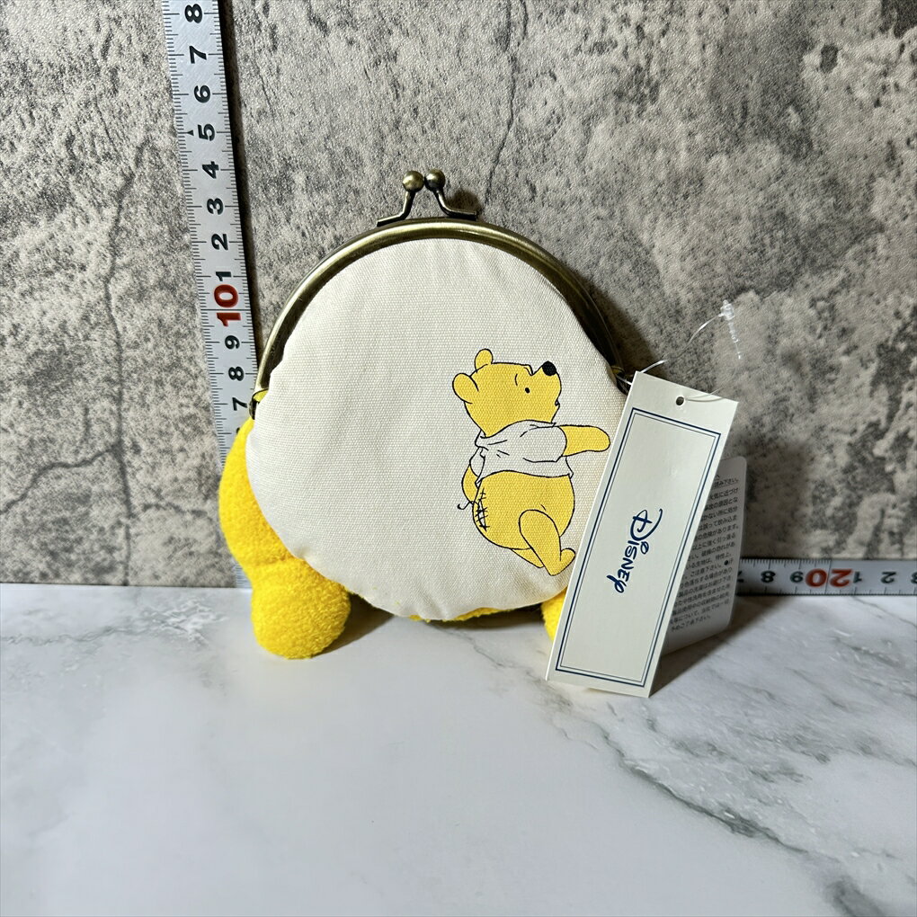 【中古】 【かわいいプーさん】【ユニークなデザイン】 ディズニー くまのプーさん がま口 ポーチ コインケース 高さ約11cm 横幅約10cm イエロー系 ぬい...