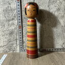 【中古】 【和の心宿る伝統美】 【手作りの温もり溢れる】 山水荘 今晃 作 こけし KOKESHI DOLL 高さ19cm 横6cm 縦6cm 重さ125g 2003年11月28日作 中古品 動作確認済み 木製 民芸品 伝統こけし でんとうこけし