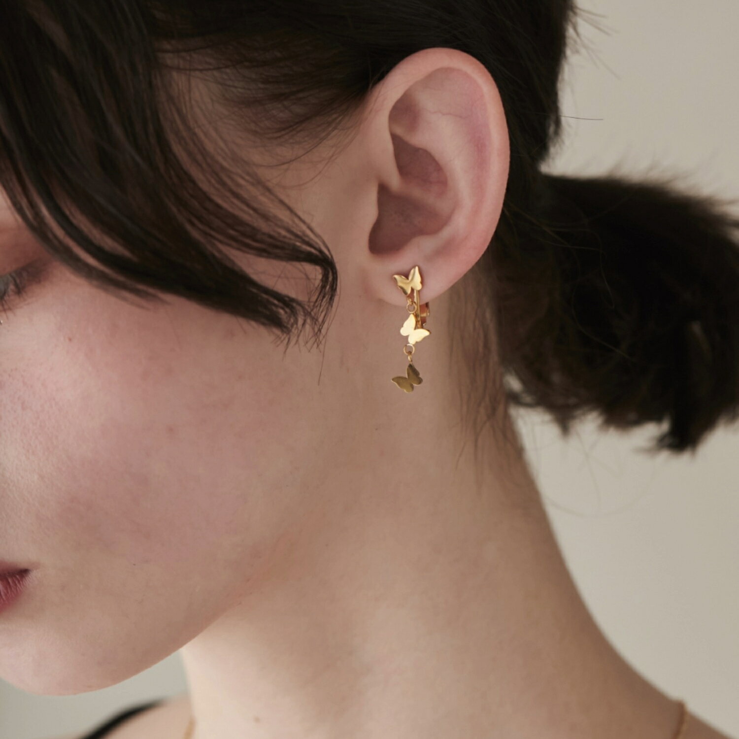 金属アレルギー対応 バタフライイヤリング サージカルステンレス (両耳用) レディース アクセサリー 結婚式 パーティー 誕生日 プレゼント シルバー ゴールド...