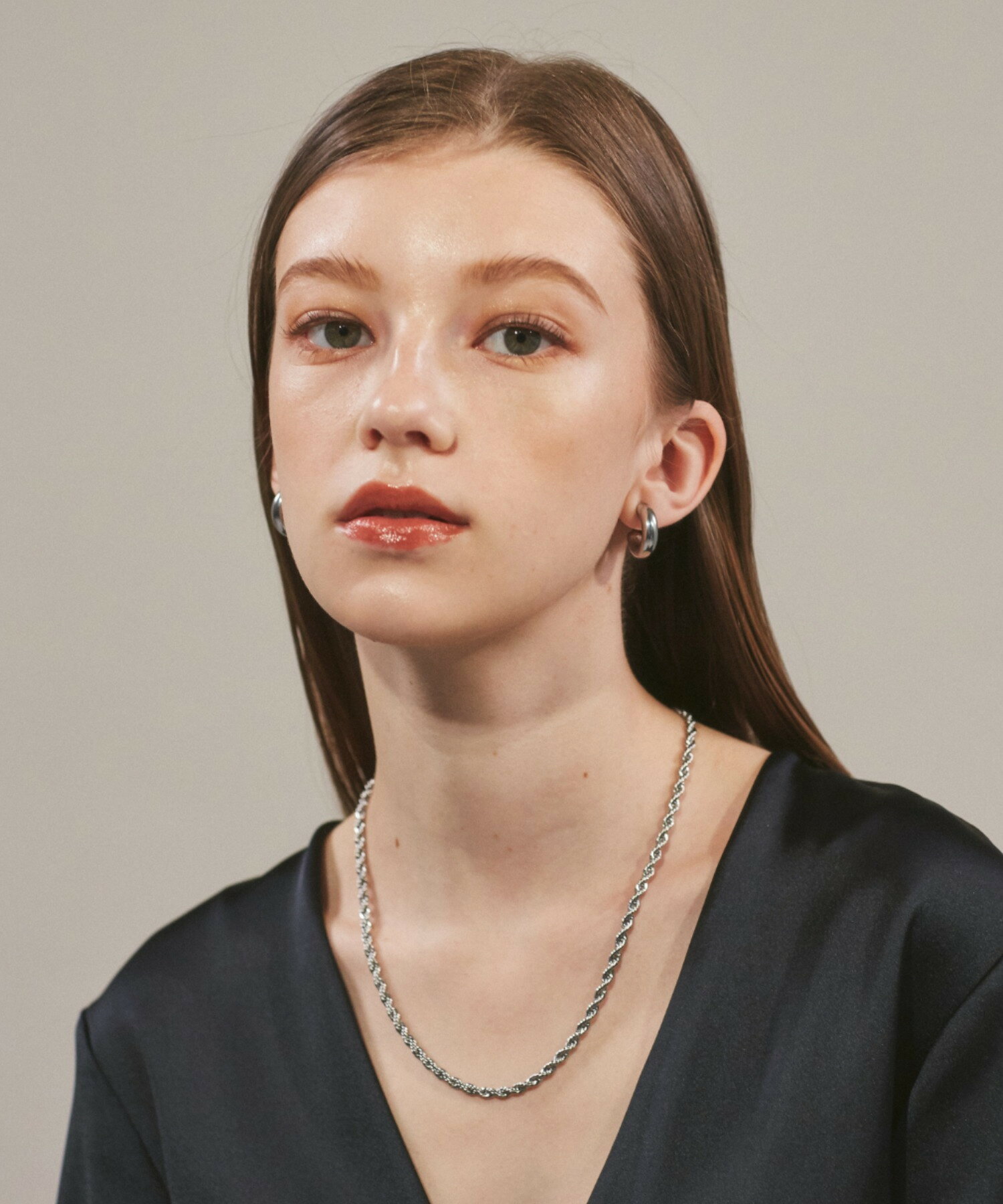 ciite ’の金属アレルギー対応 ツイストチェーンネックレス サージカルステンレス レディース アクセサリー 結婚式 パーティー 誕生日 プレゼント シルバー ゴールド ピンクゴールド シンプル｜アングル2