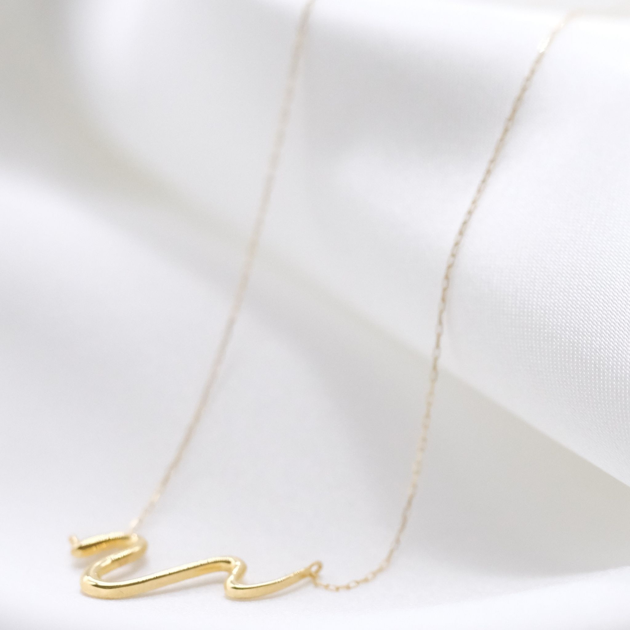 Cilea フローラインネックレス K18 18金 ゴールド イエローゴールド ピンクゴールド ホワイトゴールド レディース 曲線 華奢 上品 シンプル 女性らしい輝き ギフト プレゼント アクセサリー 誕生日 記念日 ご褒美(4)