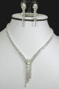 スッキリシルエットのフォーマルネックレス&イヤリングset