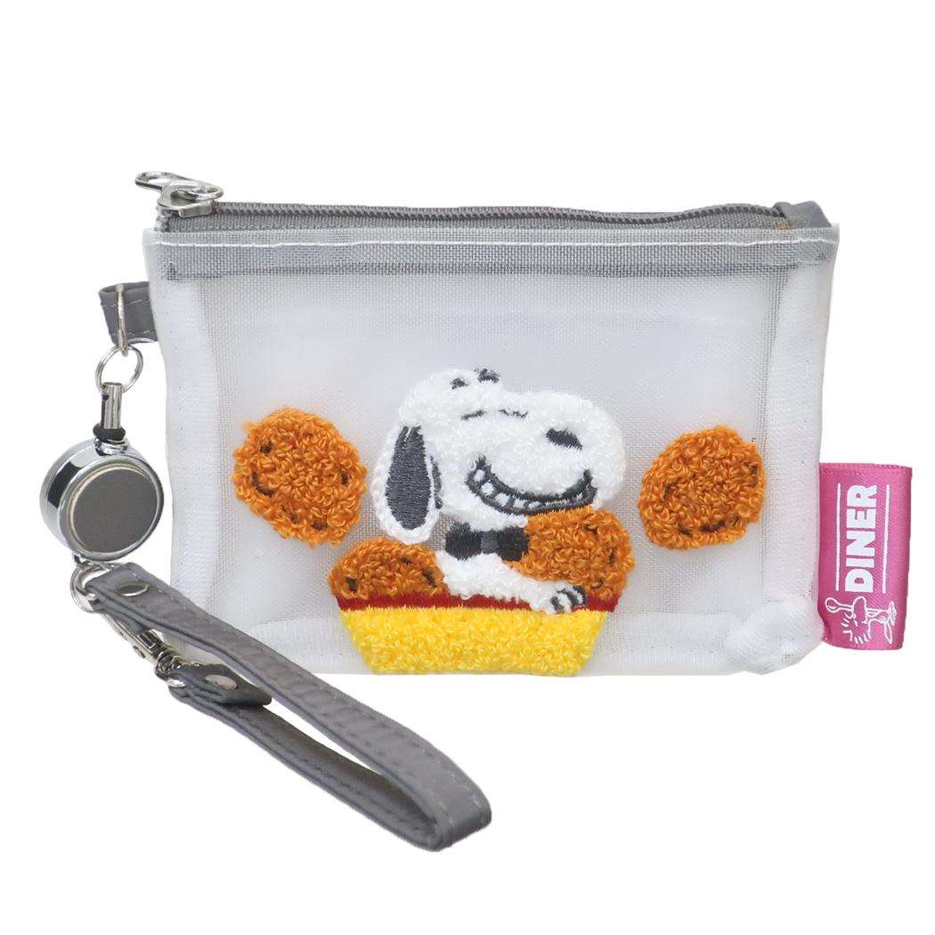 スヌーピー 小銭入れ＆定期入れ リール付きメッシュパスケース ナゲット ピーナッツ マリモクラフト ICカードケース キャラクター グッズ メール便可 シネマコレクションのサムネイル