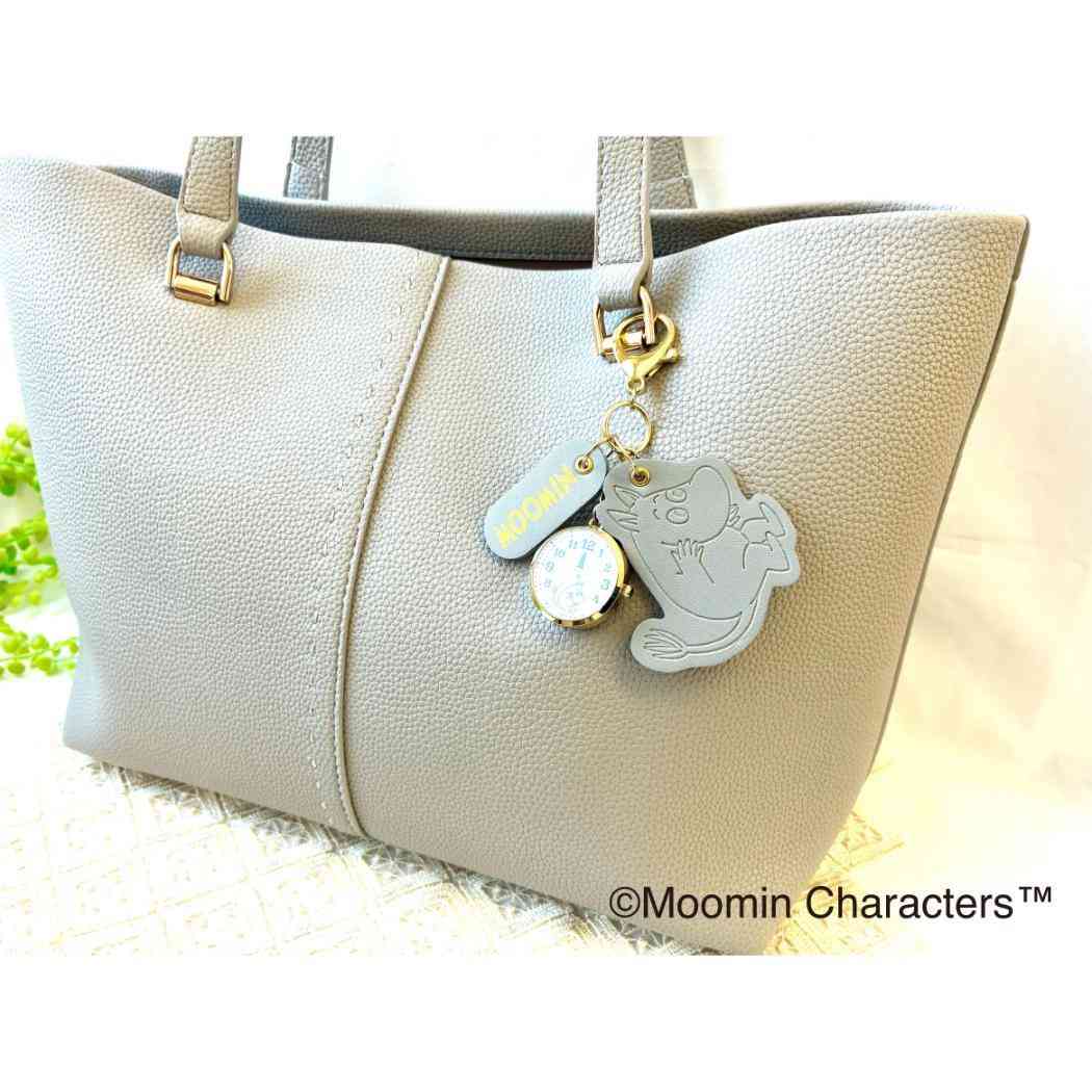 ムーミン キーホルダー時計 ムーミン型押しレザーチャームKC GY グレー 北欧 フィールドワーク バッグチャーム キャラクター グッズ メール便可 シネマコレクション