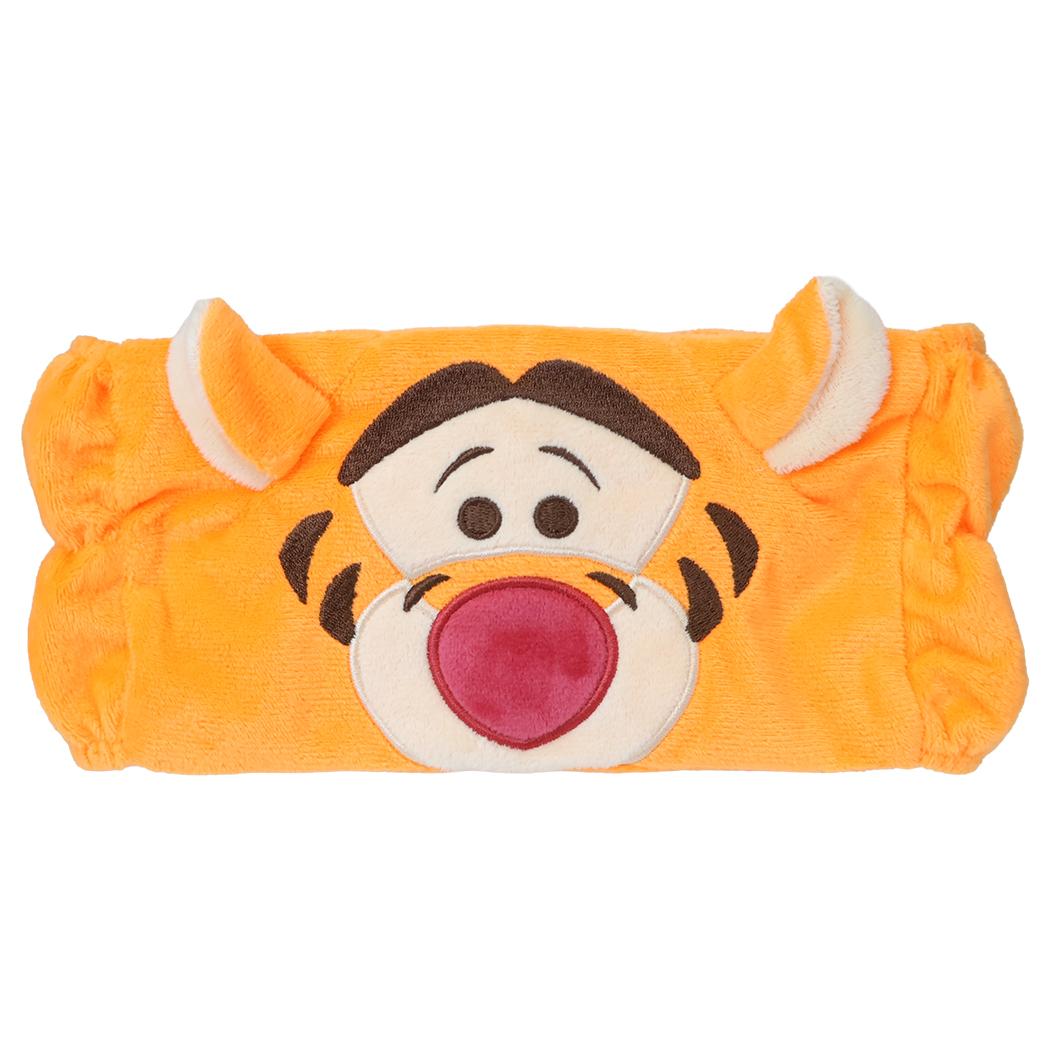 大人気ディズニーキャラクターグッズにまたまた可愛いnewアイテム登場こちらはお風呂上りのスキンケアやメイクなどに便利な[ヘアバンド]手触りの良いふわふわ素材ですかわいい雑貨いろいろあるのでお気に入りを揃えてくださいサイズ：約235x100mm（耳除く）素材：ポリエステル対象年齢：6歳以上Disney/ディズニーグッズ/ヘアアクセサリー/髪飾り/クマ/熊この商品と同じようなおすすめ商品　⇒くまのプーさん ヘアアクセ フェイスヘアバンド Winnie the Pooh　⇒くまのプーさん ピグレット　⇒みいるか アオイルカ同じキャラクター・同じ種類の商品を探す　⇒同じキャラクター（くまのプーさん）の商品はこちら　⇒同じ種類（ヘアバンド）の商品はこちら　⇒同じキャラクターの同じ種類（くまのプーさん ヘアバンド）の商品はこちら