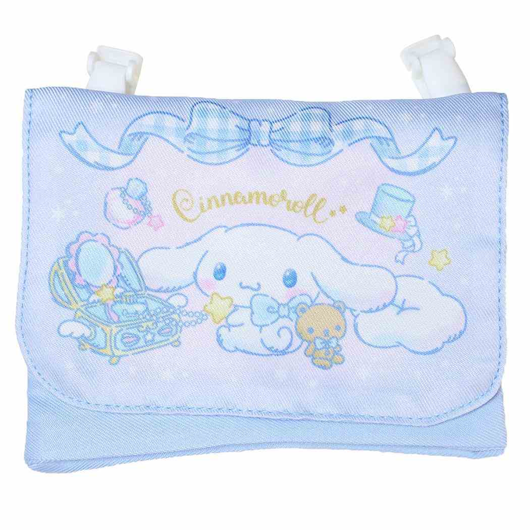 大人気サンリオキャラクターグッズにかわいいnewアイテム登場こちらはポケットがない服でもポケット代わりに使える[クリップポーチ]クリップ付きだからスカートやズボン、カバン等にカンタンに取り付け可能ティッシュポケットも付いてとっても使いやすいかわいいクリップポーチいろいろあるのでお気に入りを揃えてください。サイズ：約145x110x25mm素材：ポリエステル対象年齢：3才以上