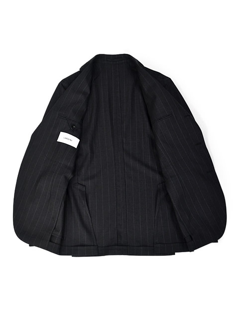 LARDINI【ラルディーニ】シングルスーツ 6107AQ SF63419 970GR ADVANCE ヴァージンウール SUPER150'S ストライプ チャコールグレー×ホワイト