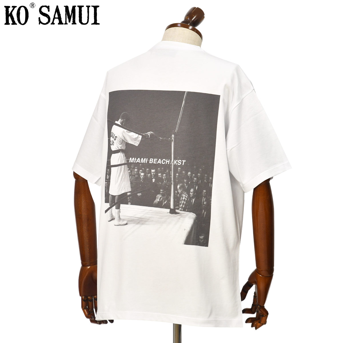 Rakuten - 【6/4(木)20：00〜 最大5,000円オフクーポン】KO SAMUI【コ サムイ】半袖クルーネックバックプリントTシャツ KMTO S809 MIAMIB コットン ホワイト