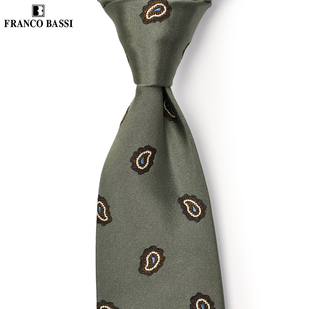 ＞＞他のFRANCOBASSI【フランコバッシ】ネクタイの商品はコチラ ＞＞他のFRANCOBASSI【フランコバッシ】チーフの商品はコチラ ＞＞他の「ネクタイ・チーフ」はコチラ シチュエーション ビジネス オフィス 仕事 営業 プレゼン 会議 会食 接待 冠婚葬祭 結婚式 披露宴 パーティー フォーマル カジュアル ジャケパン 婚活 普段使い デイリー 通勤 通学 通年 年中 イベント 父の日 誕生日 バースデー クリスマス X'mas クリスマスプレゼント バレンタインデー ホワイトデー 敬老の日 就職祝い 昇進祝い 退職祝い 送別会 卒業祝い 入学祝い 成人式 新生活 記念日 結納 お祝い ギフト プレゼント 贈り物 贈答品 ラッピング 自分へのご褒美 関連ワード ネクタイ シルク 絹 100％ ニットタイ ウールタイ 麻 リネン コットン ナロータイ レギュラータイ スリムタイ 幅 7cm 7.5cm 8cm 8.5cm ストライプ レジメンタル ドット 水玉 小紋 ペイズリー チェック 格子 無地 ソリッドカラー イタリア製 メイドインイタリー ブランドネクタイ インポート 高級 上質 上品 紳士 男性 メンズ 20代 30代 40代 50代 60代 おしゃれ オシャレ お洒落 かっこいい カッコいい 個性的 大人 クラシック モダン 雑誌掲載 インスタ 人気 ランキング おすすめ 定番 正規品 並行輸入 ネクタイピン セット 箱入り ギフトボックス 手提げ袋 エレガント ラグジュアリー セレブスタイル ちょいワル イケおじ LEON UOMO Safari OCEANS GQ JAPAN MEN'S EXFRANCOBASSI【フランコバッシ】 フランコ・バッシ氏によって、1973年にイタリア北西部にある世界的に有名なシルクの生産地、イタリア・コモに設立されたFRANCO BASSI【フランコ バッシ】。 創業当初はメンズ生地を中心に3人の職人のみでスタートした同ブランドは、クオリティの高さが評判を呼び、次第にイタリア国内のみならずヨーロッパ全土にその人気を拡大していきました。 ファミリー経営を基盤とし、手裁断と手縫製による生産と時代の空気を取り入れるトレンド性の高い商品が作られています。 商品紹介 FRANCOBASSI【フランコバッシ】 FRANCO BASSI【フランコバッシ】は、イタリア北西部にある世界的に名立たる有名なシルクの生産地であるコモ(Como)でフランコ・バッシ氏によって創業されました。 創業された当初はメンズ製品の生地を中心にたった3人の職人のみで運営しており、彼ら職人業のクオリティの高さが評判を呼び、ラグジュアリーブランドからも賞賛を浴び、イタリア国内のみならず次第にヨーロッパ各地にその人気を拡大していくことになりました。 少人数の経営を基盤とし、手裁断と手縫製によるハンドメイドを基本にし生産と時代の空気を取り入れるトレンド性の高さが特徴的でシーズンごとに約300種類ものデザインを発表し、冬はウールとカシミヤ、夏はシルクやリネンなど素材にこだわったネクタイ作りを手がけています。 現在も縫製は創業当時から一貫してイタリア・コモで行なわれています。 トラディショナルでもどこかモダンで洗練されたカラーリングやパターン、そして何よりも職人が丁寧につくり出す品質の高さで他を寄せ付けません。 今回ご紹介致しますのは、老舗が手がけるタイドアップにぴったりな一品です。 上質なシルクをふんだんに使用したタイはシルクの光沢感、なめらかな質感フワリとした軽さを持ち、良質なシルクの表情がビジネスに最適なネクタイですので、Vゾーンを華麗に演出してくれます。 万が一、既に今年購入するのイメージをお持ちの方でも、このクオリティでこの価格ですから、ご検討いただく価値は十分にございます。 これからの季節、非常に重宝するアイテムですので、この機会に是非、上質なFRANCO BASSI【フランコバッシ】ネクタイをご愛用してみては如何でしょうか。 是非、お早目にご検討くださいませ。 この商品は当店実店舗でも販売しております。在庫数の更新は随時行っておりますが、ご注文の商品が既にお品切れのこともございます。その場合必ず連絡を致しますが、万が一再入荷の予定がない場合は、キャンセルさせて頂く場合もございますので予めご了承くださいませ。 大剣幅8.5cm 素材 シルク100% シーズン オールシーズン 生産国 イタリア 洗濯表示 注意 *画面上と実物では多少色具合が異なって見える場合もございます。 *サイズや加工には個体差がございます。予めご了承くださいませ。