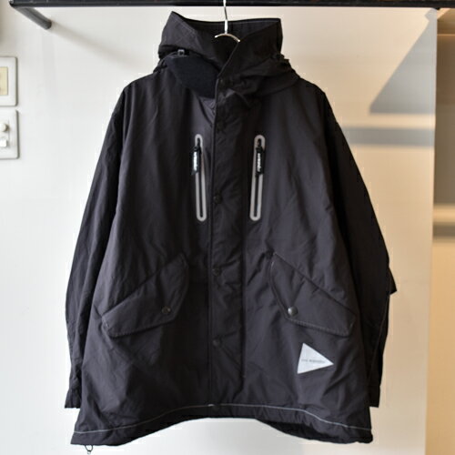 and wander アンドワンダー fishtail Octa coat (5745281051) black