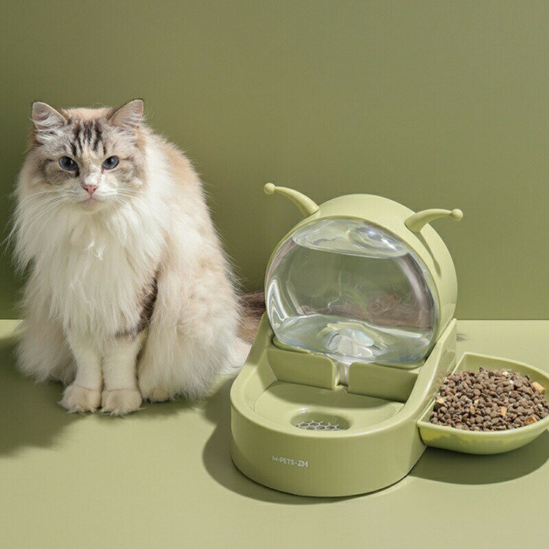 Rakuten - 自動給水器 猫 犬 給水器 水飲み器 自動水やり器 超静音 ペットキット ペット用 自動給水機 おしゃれ 多頭飼い お留守番対応 循環式 給水 2.2L大容量
