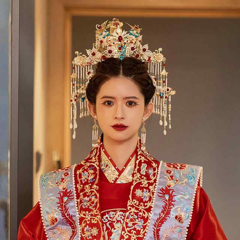 楽天サークルYouヘア アクセサリー 中国 漢服 頭飾り 花嫁 結婚式 写真 髪飾り 王冠 ティアラ メイクアップ 衣装 アクセサリー クラウン