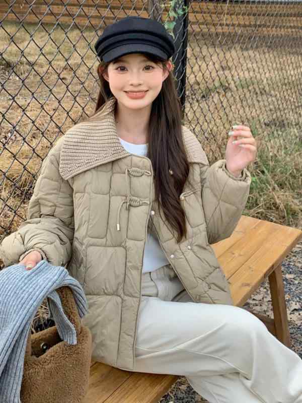ジャケット レディース ニット 人形襟 女性 ショート 小柄 冬 韓国 バックル 暖かい ジャケット 綿 コート シングルブレスト