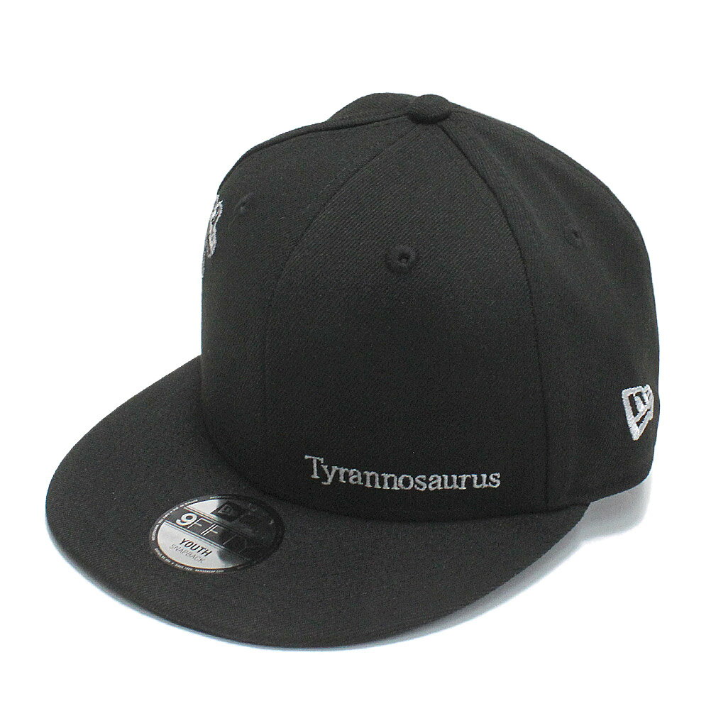 “ニューエラキッズ”のYOUTH 9FIFTY SIDE TYRANNOSAURUS CAP恐竜をモチーフとしたコレクション。ティラノサウルスを刺繍したクールなデザイン。背面はアジャスタブル仕様でサイズ調整が可能です。本体・ツバ　ポリエステル100%ツバ裏　綿100%刺繍　ポリエステル100%ブラックメーカー希望小売価格はメーカー商品タグに基づいて掲載しています関連キーワード:子供服 キッズ 男の子 女の子 ガールズ ボーイズ ジュニア ユニセックス 刺繍 ロゴ 野球 ブラック YTH(52-55.8)cm ner14111878トップ&nbsp;&gt;&nbsp;ブランド一覧&nbsp;&gt;&nbsp;ニューエラキッズ(NEW ERA KIDS)トップ&nbsp;&gt;&nbsp;アイテム一覧&nbsp;&gt;&nbsp;帽子&nbsp;&gt;&nbsp;キャップトップ&nbsp;&gt;&nbsp;ボーイズ・ユニセックス&nbsp;&gt;&nbsp;帽子&nbsp;&gt;&nbsp;キャップ採寸結果は全てセンチ表記です。商品により多少の誤差がございます。目安とお考え下さい。※BCはバックセンター（首から裾までの後中心）です。※SNPはサイドネックポイント（肩から裾までの直線で計測した長さ）です。a48a215a