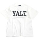 “グラソス”の【YALE】コットン・半袖YALEロゴTシャツアメリカン・カレッジスタイルの象徴ともいえるYALE UNIVERSITYの別注半袖Tシャツ。カジュアルにもストリートにも着こなせる万能アイテムです。しっかりした綿100%の素材で着心地も抜群。シンプルなデザインが、コーデを選びません。着まわしやすいカラー展開なのも嬉しいポイント◎本体　綿100%　 リブ　綿95%　ポリウレタン5%コン(50)メーカー希望小売価格はメーカー商品タグに基づいて掲載しています関連キーワード:子供服 キッズ 男の子 女の子 ガールズ ボーイズ ジュニア ユニセックス コラボ コラボT カジュアル シロ(01) 140cm 150cm 160cm 170cm gla3742256トップ&nbsp;&gt;&nbsp;ブランド一覧&nbsp;&gt;&nbsp;グラソス(GLAZOS)トップ&nbsp;&gt;&nbsp;アイテム一覧&nbsp;&gt;&nbsp;トップス&nbsp;&gt;&nbsp;半袖Tシャツトップ&nbsp;&gt;&nbsp;ボーイズ・ユニセックス&nbsp;&gt;&nbsp;トップス&nbsp;&gt;&nbsp;半袖Tシャツサイズ 着丈 肩幅 身幅 袖丈140 56 45 44 15150 60 48 47 16160 64 51 50 16.5170 68 54 53 17採寸結果は全てセンチ表記です。商品により多少の誤差がございます。目安とお考え下さい。※BCはバックセンター（首から裾までの後中心）です。※SNPはサイドネックポイント（肩から裾までの直線で計測した長さ）です。生地の透け感01：ややあり生地の厚み薄手普通厚手生地の伸縮性なしややありありa228a229a
