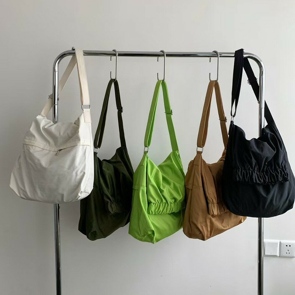 楽天Ci select《ショルダーバッグ》 ナイロン 肩掛け 手提げ 肩 黒 白 ブラウン グリーン オリーブ シンプル オシャレ 涼し気 サラサラ