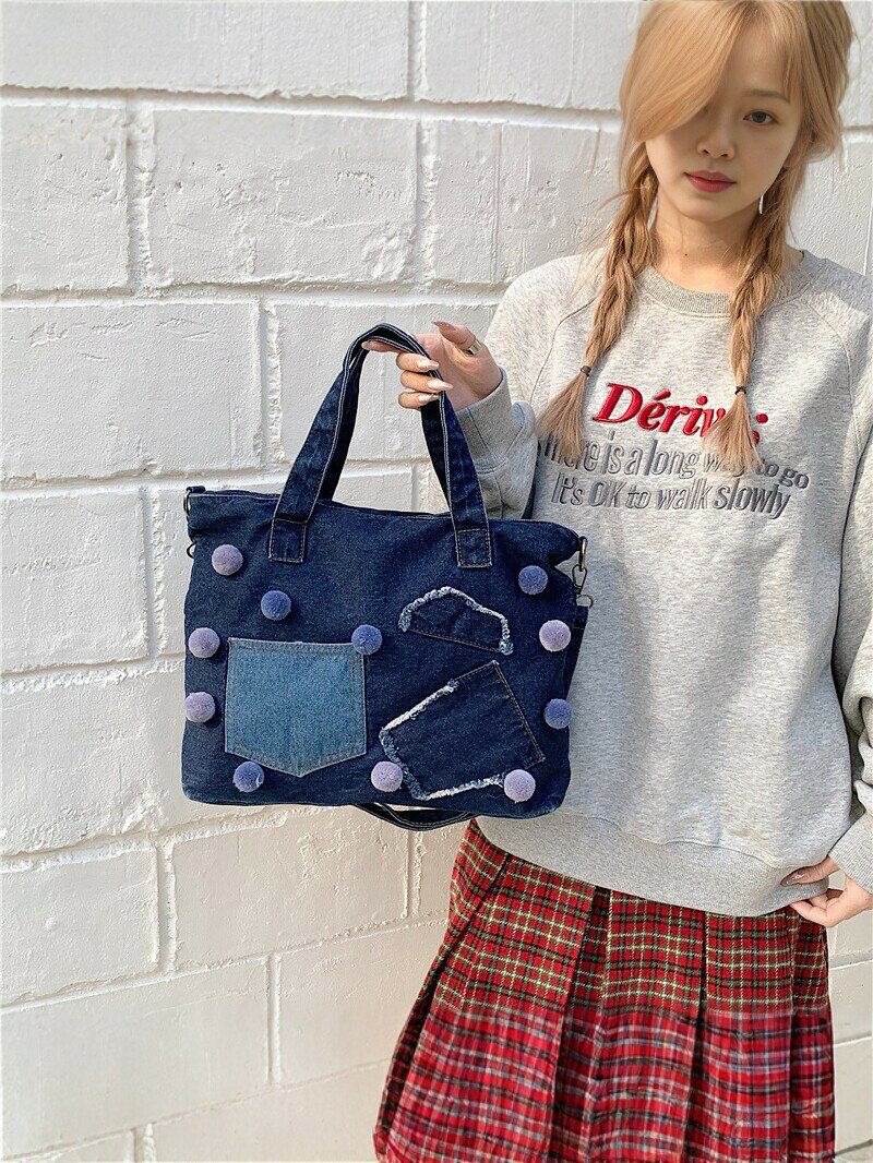ボンボン付デニムトートバッグBla...
