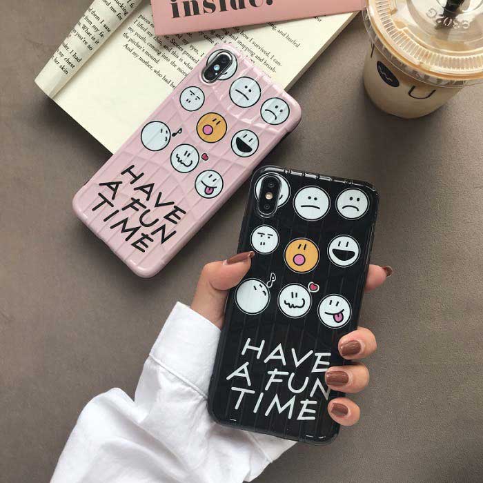 【メール便送料無料】≪大人気SMILEシリーズ≫掴みやすいオシャレなラゲージケース風凸凹ボディが大人女子にぴったり♪いろいろな表情のにこちゃんが並んだかわいいスマホケース iPhone6,6s,6Plus,6 S Plus,iPhone7,8,7Plus,8Plus,iPhoneX,XS,iPhoneXR,iPhoneXS MAX