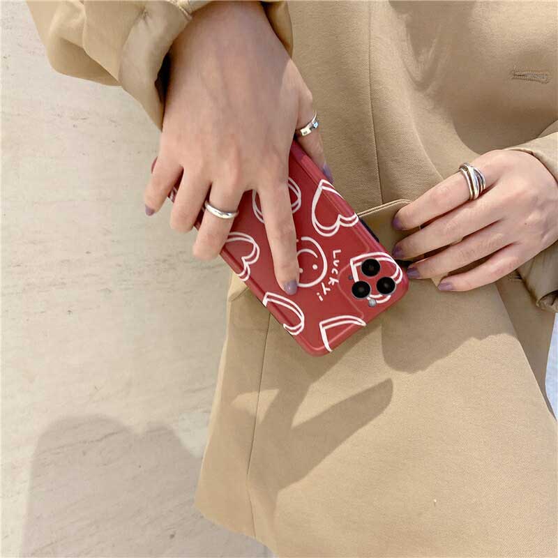 【メール便送料無料】≪大人気SMILEシリーズ≫オシャレなワインレッドのボディが大人女子にぴったり♪ちょっと3Dっぽく見えるハートに、かわいいニコちゃんスマホケース iPhone7/8/SE2,7/8Plus,iPhoneX/Xs,iPhoneXR,iPhoneXS Max,iPhone11,11Pro,11Pro Max