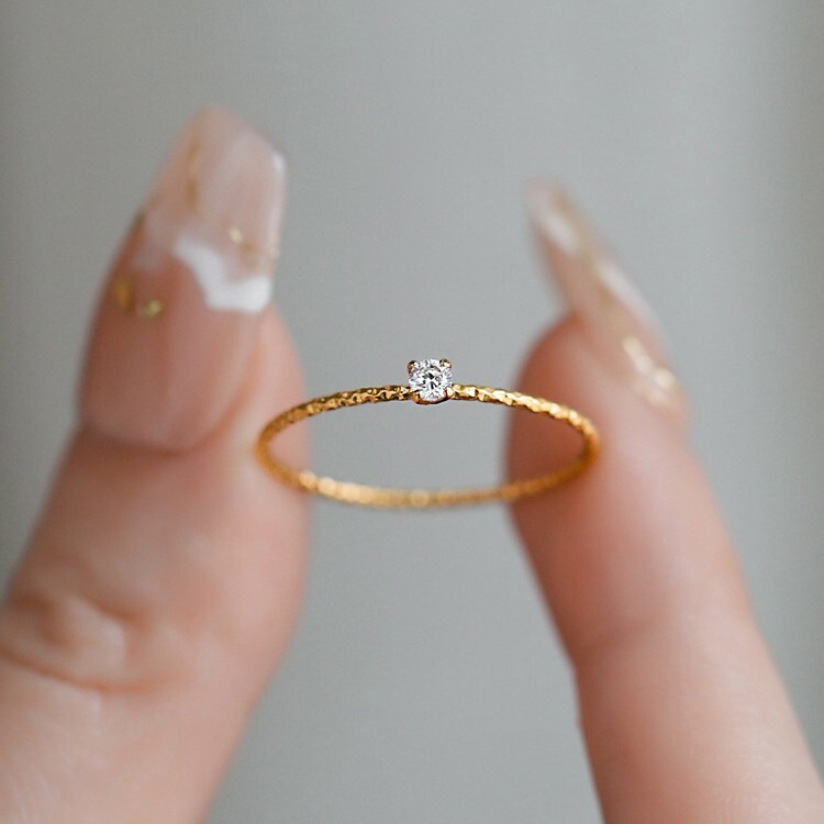 Rakuten - CICI 18kgp ステンレス製 一粒ジルコニア 指輪 リング ring 金属アレルギー対応 つけっぱなし K18 大人可愛い 大人女子 レディース人気 カジュアル 重ね付け 細身 ピンキーリング