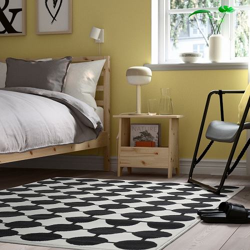 IKEA イケア ラグ パイル短 ホワイト ブラック 水玉模様 133x195cm big40600948 VANDPLATS ヴェンドプラッツ インテリア カーペット マット 畳 おしゃれ シンプル 北欧 かわいい