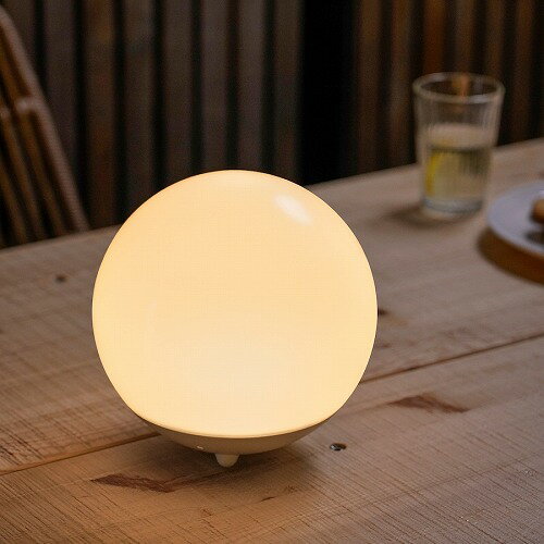 【あす楽】IKEA イケア LED太陽電池式フロアランプ 屋外用 球形 ホワイト m20513693 SOLVINDEN ソルヴィンデン インテリア 寝具 収納 ライト 照明器具 フロアスタンド ランプ おしゃれ シンプル 北欧 かわいい