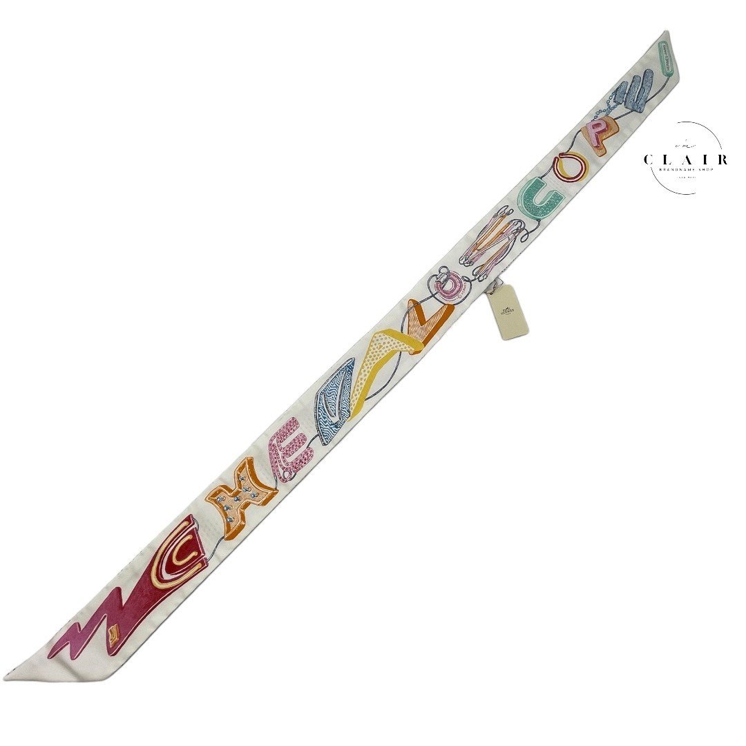 【新品】 エルメス ツイリー ポワンティエ シュバロスコープ レディース hermes