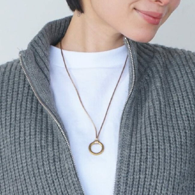 Clapperの★SOLAIZ ソライズ グラスホルダー 【 アクセサリー メガネ サングラス 首掛け 紛失防止 キャンプ アウトドア 収納 】【メール便・代引不可】｜アングル2