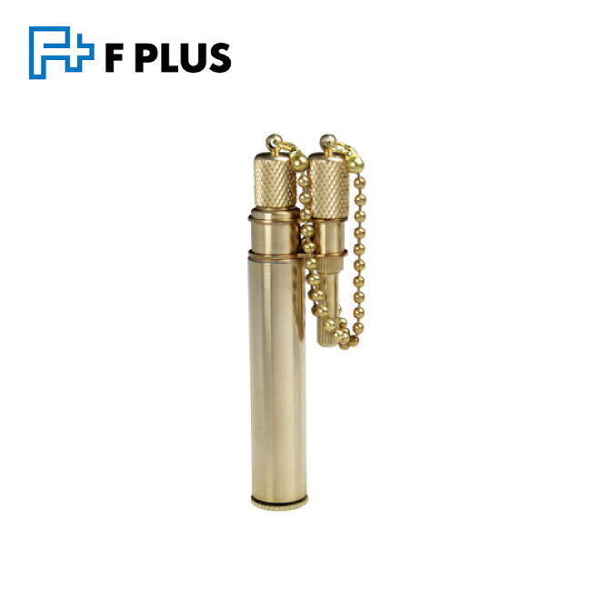 メーカー希望小売価格はメーカーカタログに基づいて掲載していますSpec ブランド名 F PLUS エフプラス 商品名 ダグラスネオ2 メーカー型番 サイズ 奥行12.0×横20.4×高さ75.1mm※メーカーサイズ参照 カラー 詳細 &nbsp; 幻の名品が日本で復活ダグラスライターはアメリカの創造力と職人技が日本の技術力と職人技により現代に甦った逸品です。1920年代に名を馳せたDOUGLASSライター、大量生産・大量消費といった時代の波に消えていった名品のクラフトマン・シップを継承した高精度ライター。【重量】34g【History】〜時代の変革を拒んだライター〜　1926年にアメリカで造られたダグラスライターは、恐らく多くの人々が現代まで知ることがなかった製品といえましょう。それは今に残る有名ブランドのように今日まで永く歴史を刻んできたメーカーとは違い、誠に残念ながら半ばにして、その歴史を閉じてしまったメーカーだからでしょう。しかし名品が必ずしもその歴史をなすわけでないのが世の常とはいえ、ダグラスライターも高い技術とクオリティを持ちながら、今日まで忘れ去られていたのです。　1927年の資料によれば、今も人々に広く知られるアメリカのシアーズ・ローバッグのカタログの中にダグラスライターは登場します。当時の価格で5ドル、他のライターが69セントで同じカタログ内に掲載されていますので、当時では驚くほど高価で、使う人のステイタスを象徴したといえるでしょう。　　　　　　　　　　　　　アメリカで1920〜30年代といえば、工業技術の進歩により物が大量生産に移行していった時代です。ダグラスライターのオリジナルを分析してわかったことは、そこに秘められた技術のほとんどは現代ですらとても大量生産に乗ることのできない、まったくのクラフトマンシップによる製品だったのです金属が本来持つ素材感を出来るだけ活かした日本製のオイルライター ------------------------------------------------------------ ※モニタやPC環境等により実物と多少色合いが異なって見える場合もございます。 ※外箱がある商品につきましては生産、運搬の過程上、商品の箱(外箱)に多少の汚れや、破れ等が生じる場合がございます。 予めご了承の上お買い求め頂きます様、よろしくお願いいたします。 ※パターン生地を使用している商品によってはパターン位置に個体差がございます。予めご了承下さい。 ※一部商品画像にメーカー提供画像を使用している商品もございますので、仕様が予告なく変更される場合がございます。 ※複数のショッピングモールで同時販売しておりますので、在庫切れになってしまう場合がございます。 厳重に注意し在庫システムで管理を行っておりますが、お買い上げいただいた商品が品切れになってしまう場合がございます。 また、人気商品に関しましても複数のお客様が一度に購入を行い、在庫の反映が間に合わずご購入できてしまう場合がございます。 その際はお客様には必ずご連絡をさせていただきますが、万が一入荷予定がない場合はキャンセルさせていただく場合がございます。 大変申し訳ございませんがあらかじめご了承ください。 ※メール便発送対象商品に関しましては、メール便規定料金にてお送りします。 ※ガス缶などをご使用いただく商品の場合、同メーカーのものをご使用いただくことを推奨しております。 製品不良などが起こった場合、保証対象外となる場合がございます。 ------------------------------------------------------------