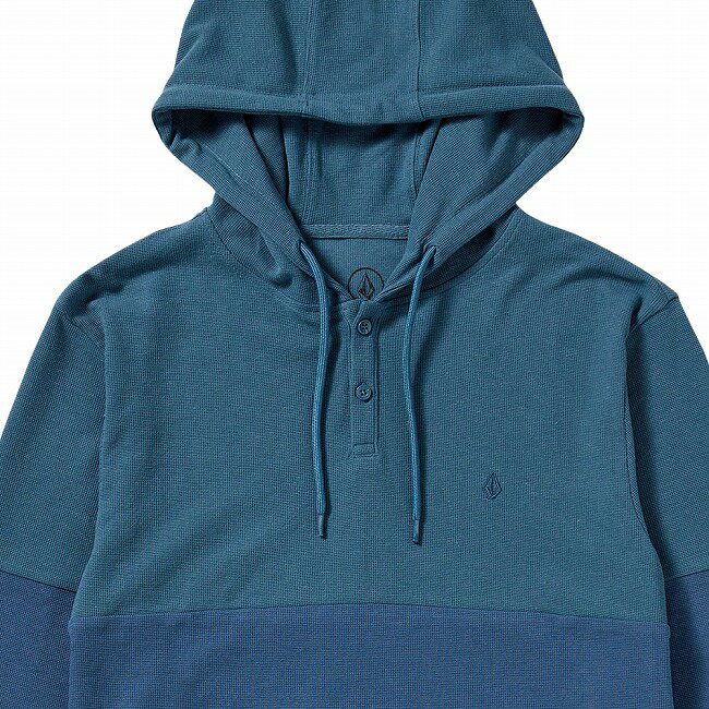 【スーパーセール限定クーポン配布中】★VOLCOM ボルコム Nunez Colorblocked Thermal ヌニェスカラーブロックドサーマル A5302300 【 トップス パーカー 長袖 キャンプ アウトドア 】