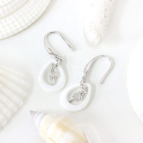 ハワイアンジュエリー ピアス パームツリーセラミック SCE-P02-WWギフト プレゼント 誕生日 お祝 クリスマス 記念日 ホワイトデー かわいい おしゃれ