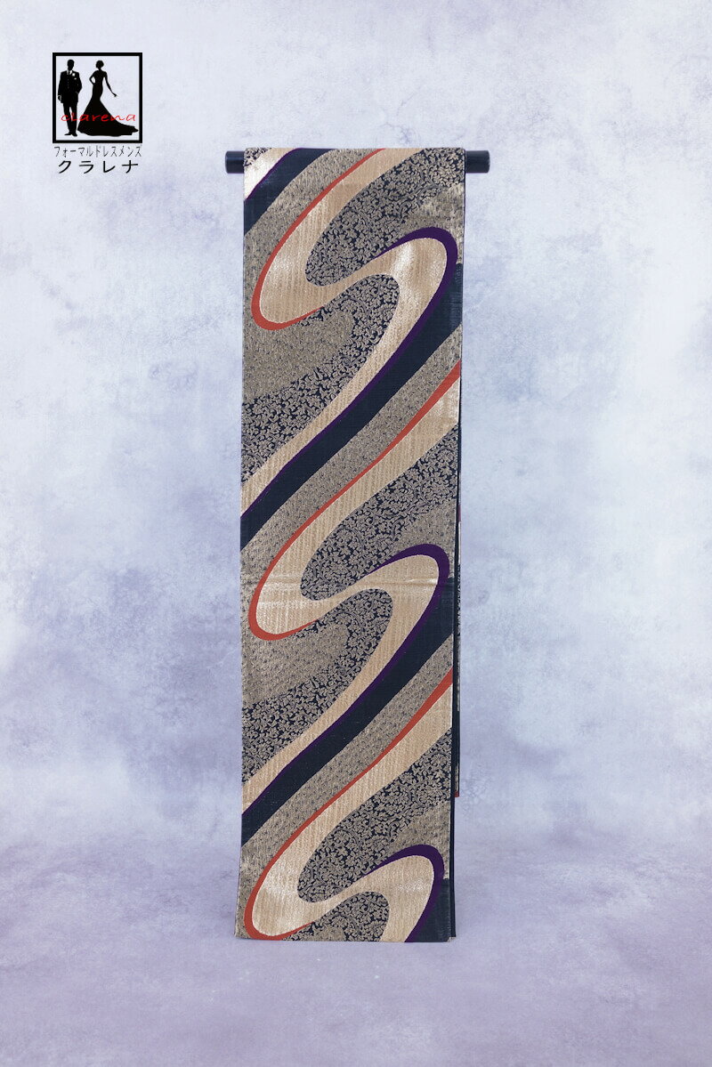 《ブラックフライデークーポンで500円-27,000円OFF》販売 クラレナの 金 黒 流水 唐花文様振袖用 正絹 袋帯 (cl_kimono2534) (中古...