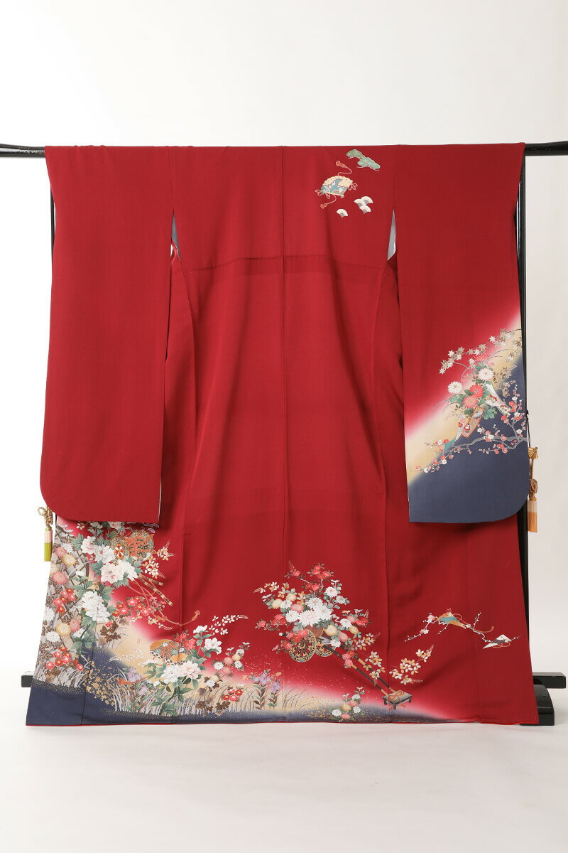 《フォーマル衣装》販売 エンジ色 濃グレー 花々 鼓 蒔絵手箱 花車 檜扇 短冊正絹 中振袖 ＋濃ブロンズ色 金 青緑 竹 蝶 宝尽くし 正絹 袋帯 2点セットMS873)(中古)(USED)(リサイクル)【和装】【着物】【女性】
