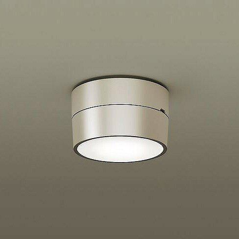 電圧：100VVA：9KVA：0.009消費電力：5W（固有）エネルギー消費効率：74lm/W色温度：3500KRa：Ra83注意事項※送り用端子台付：送り配線時はボックスが必要です。返品・交換について「返品不可」：返品不可の商品⇒詳細はこちらをクリック※当店ではお客様都合による交換は受け付けておりません。メーカー/品番パナソニック XLGE5108CE1商品カテゴリ照明器具 エクステリアライト 軒下用シーリングライト取付方法取付・電気工事が必要です。本体サイズ幅φ145・高87 0.9kg商品説明カラー区分： プラチナランプ色： LED（温白色）合計W数： 5ランプ・W数： LEDフラットランプφ70 クラス500 1灯（口金GX53-1）主な仕様： パナソニック 防雨型 白熱電球60形1灯器具相当■検索コード 20220428■ジャンル 花・ガーデン・DIY エクステリア・ガーデンファニチャー ライト・イルミネーション 玄関灯■カテゴリ 照明器具 エクステリアライト 軒下用シーリングライトその他注意事項※本商品は、メーカー取り寄せのため、欠品している場合がございます。※画像はイメージです。商品の詳細はメーカー受付窓口/HPにてご確認ください。※掲載商品は予告無く販売終了となっている場合もあり、掲載商品全ての出荷確約をするものではありません。パナソニック 軒下用シーリングライトXLGE5108CE1 本体色：プラチナ