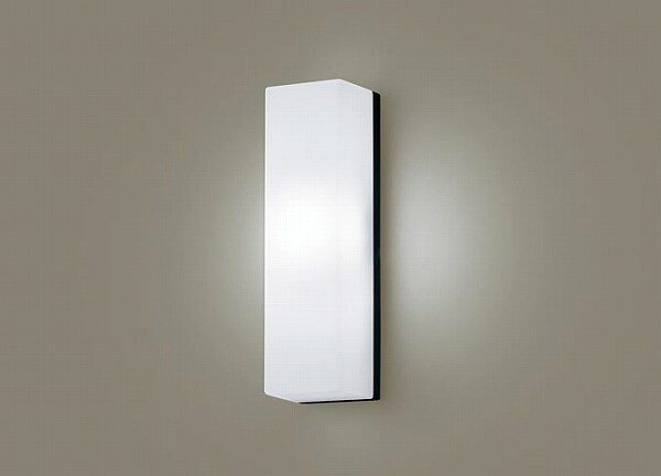 電圧：100VLED内蔵色温度：5000K消費電力：6.1W（固有）エネルギー消費効率：72.6lm/WRa:Ra83VA：12KVA：0.012返品・交換について「返品区分A」：「未開封・未使用」「商品到着後1週間以内」「返品手数料商品代金の50%以上」の条件にて返品可能⇒詳細はこちらをクリック※返品送料は全てお客様負担とさせて頂きます。※当店ではお客様都合による交換は受け付けておりません。メーカー/品番パナソニック LGW80291LE1商品カテゴリ照明器具 エクステリアライト ポーチライト取付方法取付・電気工事が必要です。本体サイズ幅90・高315・出しろ94 重0.6kg商品説明ランプ色： LED（昼白色）合計W数： 6.1主な仕様： パナソニック 防雨型 ポーチライト■検索コード 20170323■ジャンル 花・ガーデン・DIY エクステリア・ガーデンファニチャー ライト・イルミネーション 玄関灯■カテゴリ 照明器具 エクステリアライト ポーチライトその他注意事項※本商品は、メーカー取り寄せのため、欠品している場合がございます。※画像はイメージです。商品の詳細はメーカー受付窓口/HPにてご確認ください。※掲載商品は予告無く販売終了となっている場合もあり、掲載商品全ての出荷確約をするものではありません。パナソニック ポーチライトLGW80291LE1
