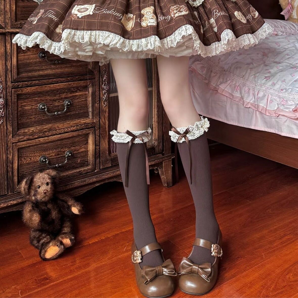 樂天商城 - 【2点以上で送料無料（注文後0円変更）】ロリーター ソックス 3足セット 高校生 ハイソックス リボン ロリタ 靴下 かわいい ストッキング 女子高生 ロリィタ ソックス ブラック ブラウン ホワイト プレゼント