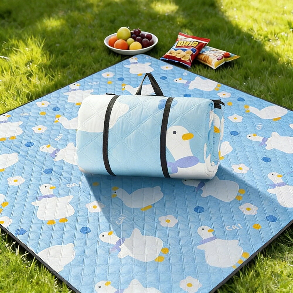 Rakuten - 【2点以上で送料無料（注文後0円変更）】レジャーシート ピクニックマット 厚手 防水 大判 折りたたみ コンパクト ピクニックシート クッション 軽量 持ち手付き 運動会 花見 キャンプ アウトドア