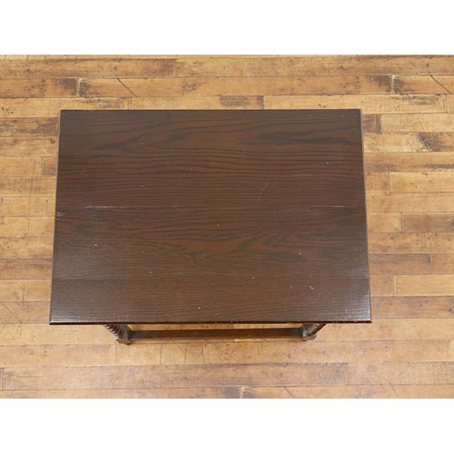 アンティーク サイドテーブル アンティーク家具 テーブル ヴィンテージ レトロ ビンテージ シャビー ホテル レストラン カフェ 書斎 ロビー ラウンジ エレガント おしゃれ オーク イギリス 英国 1930年代 センターテーブル オケージョナルテーブル antique80345b