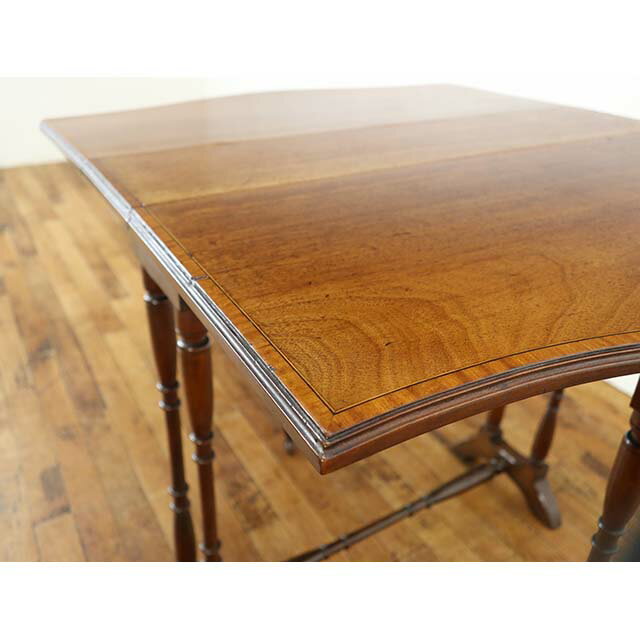 ����ƥ����� �����ɥơ��֥� ����ƥ������ȶ� ������ơ��� ��ȥ� �ӥ�ơ��� ����ӡ����å� �ۥƥ� �쥹�ȥ�� ���ե� ���饷�å� ��� ���ӡ� ��Ź �饦�� ���쥬��� ������� �ޥۥ��ˡ� �����ꥹ �ѹ� 1910ǯ�� ���������ɥơ��֥� antique59791