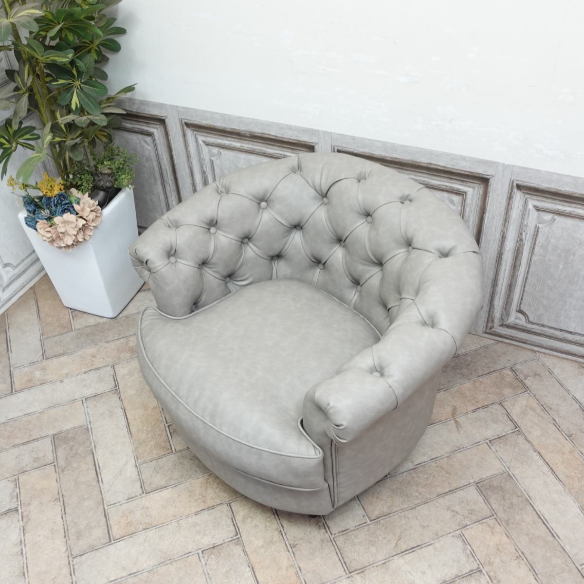 輸入家具 ソファー 一人掛け 送料無料 Mousofa モーソファ ソファ 1人掛け 1人用 デザイナーズ アンティーク調 イギリス 英国 ヴィンテージ レトロ 姫系 プリンセス 姫 ロマンチック ガーリー おしゃれ ホテル レストラン サロン 応接 合皮 PU アッシュ グレー NM1P103K [3]