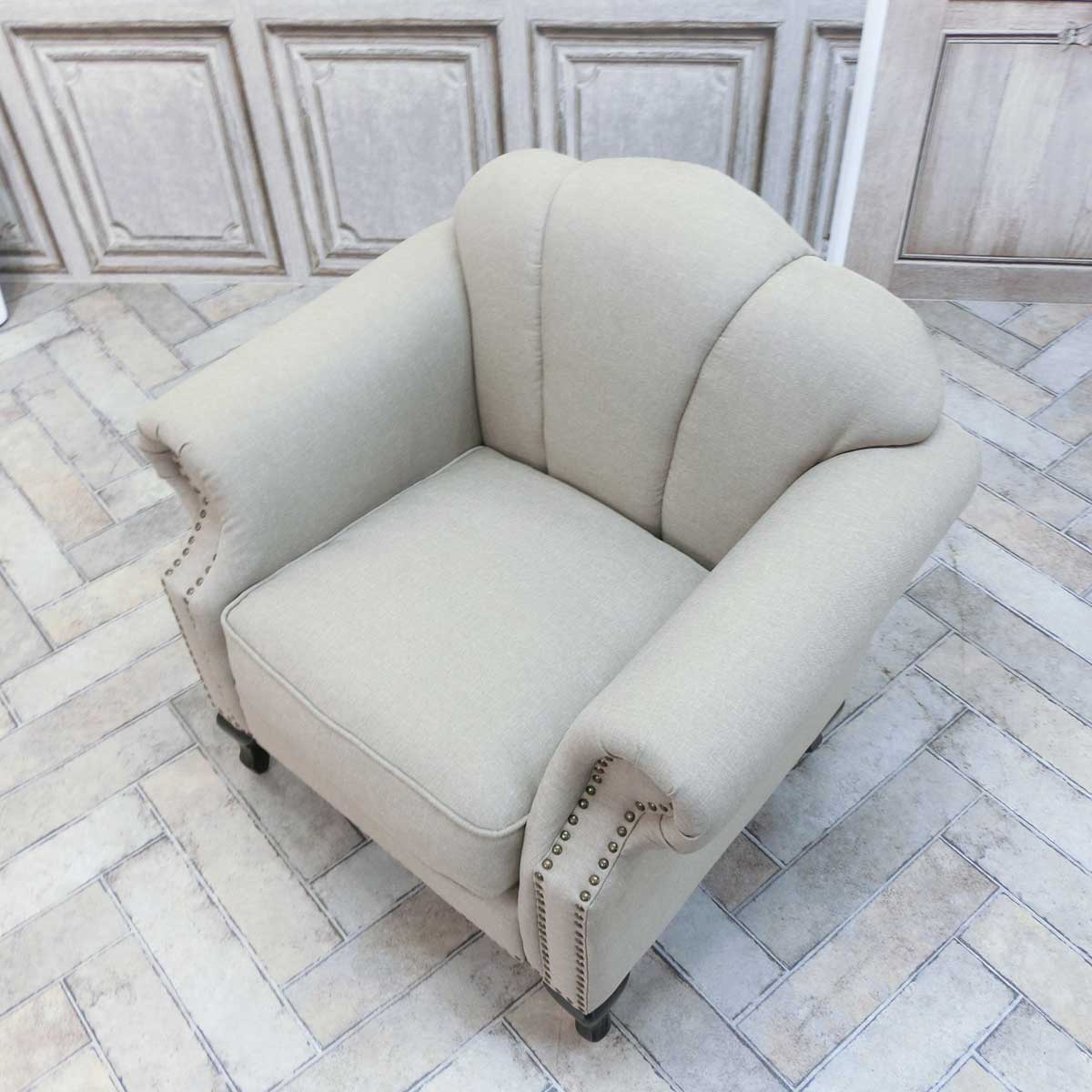 輸入家具 アンティーク ソファ デザイナーズ アンティーク調 1人掛け シングル ソファ シェルファ Shellfa 一人用 パーソナル 貝殻 美容室 撮影什器 ショップ サロン エレガント かわいい おしゃれ 姫系 プリンセス モダンインテリア ベージュ リネン VS1F53K [2]