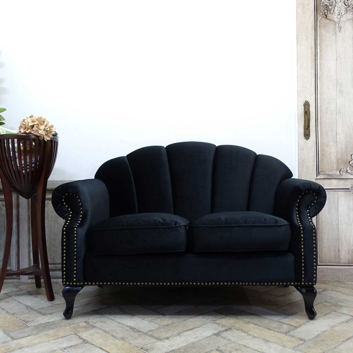 輸入家具 アンティーク ソファ デザイナーズ アンティーク調 2人掛け ダブル ソファ シェルファ Shellfa 二人用 パーソナル 貝殻 美容室 撮影什器 ショップ サロン エレガント かわいい おしゃれ 姫系 プリンセス モダンインテリア ブラック 黒 ベルベット ゴシック VS2F44K [2]
