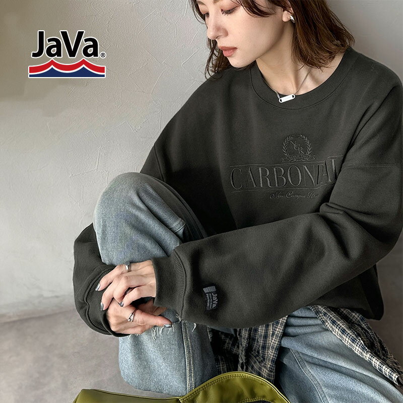 \今まとめ買いがお得!! 3点以上で10%OFF/ 《java ジャバコラボ》スウェット レディース トップス 刺繍カレッジロゴ 裏起毛 上品 カレッジスウェッ...